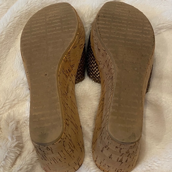 Yellow Box Bronze Platform Cork Wedge Sandals Woven Crystal Buckle Size 8? VGC - Picture 10 of 10